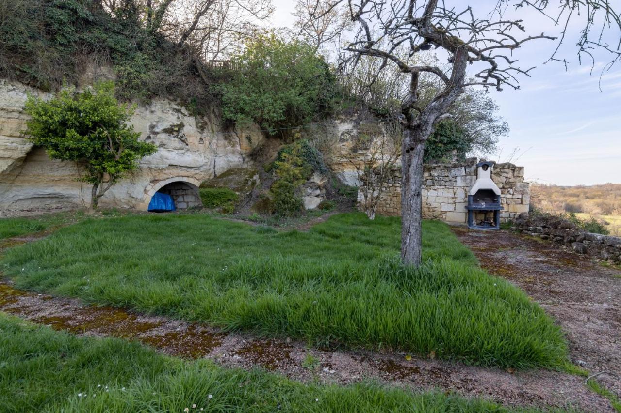 Maison Chaleureuse-Grand Jardin-Proche Saumur Parnay Buitenkant foto